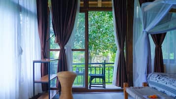 Deluxe Room, 1 Bedroom, Bathtub Grab Bars, Private Bathroom | Premium bedding, Select Comfort beds, in-room safe