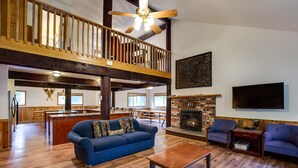 Unclassified image, 3 of 45, button - 03MBH - WIFI -Pets OK - Sleeps 26 (Deming)