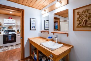 Villa (1 Bedroom) | Bathroom