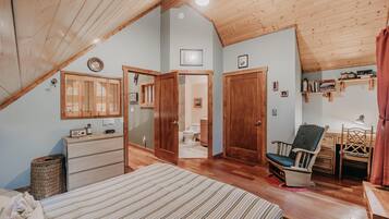 Villa (3 Bedrooms) | 3 bedrooms, bed sheets