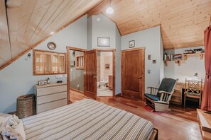 Villa (3 Bedrooms) | 3 bedrooms, bed sheets - 21GS - Log Cabin - Pets Ok - Sleeps 6 (Deming)