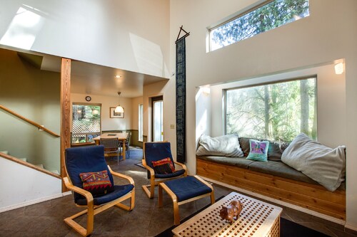 19MBR - Hot Tub - Sauna - BBQ - Pets Ok - WiFi - Sleeps 10