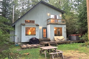 Exterior - 19MBR - Hot Tub - Sauna - BBQ - Pets Ok - WiFi - Sleeps 10 (Deming)