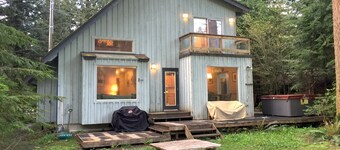 19MBR - Hot Tub - Sauna - BBQ - Pets Ok - WiFi - Sleeps 10