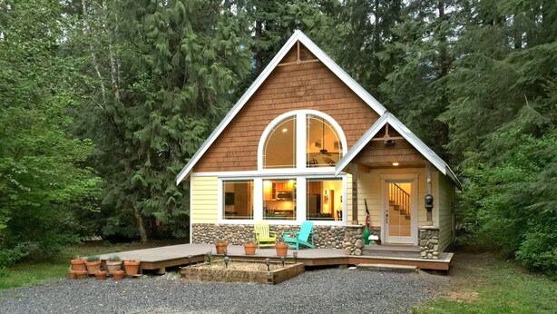 Front of property - 01SL-Hot Tub-Pets OK-BBQ-WIFI - Sleeps 8 (Deming)