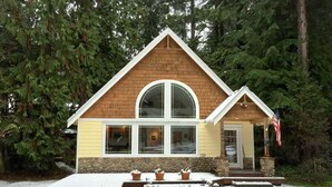 Interior - 01SL-Hot Tub-Pets OK-BBQ-WIFI - Sleeps 8 (Deming)