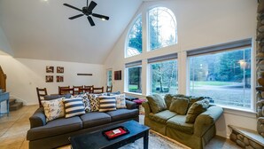 Villa (3 Bedrooms) | Living room | DVD player - 01SL-Hot Tub-Pets OK-BBQ-WIFI - Sleeps 8 (Deming)