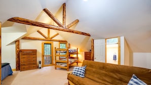 Cabin (1 Bedroom) | Interior - 25SL - Hot Tub - BBQ - Pets Ok - WiFi - Sleeps 6 (Deming)
