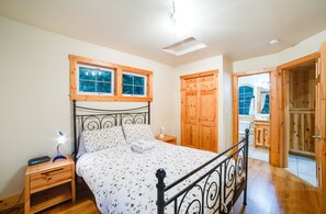 Villa (3 Bedrooms) | 3 chambres, accès au Wi-Fi (inclus), literie fournie