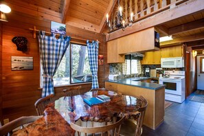 Villa (1 Bedroom) | Eigene Küche | Großer Kühlschrank, Mikrowelle, Herdplatte, Geschirrspüler