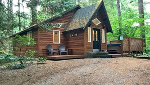Exterior detail - 16GS - Hot Tub - BBQ - Pets Ok - Sleeps 2 (Deming)