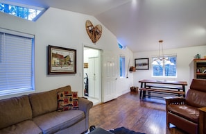 Fireplace, DVD player