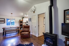 Fireplace, DVD player