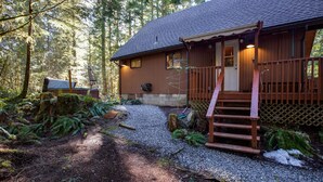 Property entrance - 98SL - Hot Tub - BBQ - Pets Ok - WiFi - Sleeps 6 (Deming)