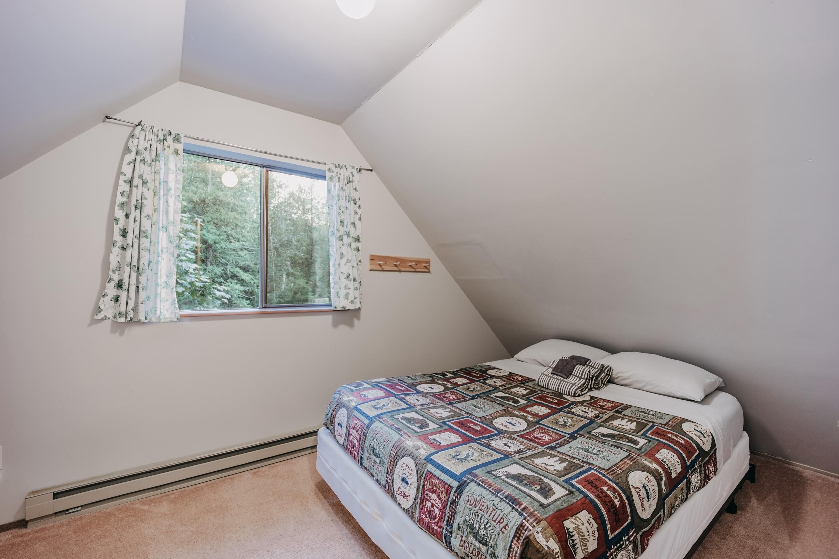 Cabin (3 Bedrooms) | 3 bedrooms, free WiFi, bed sheets