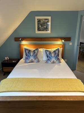 Apartment, Private Bathroom (The Loft) | 1 bedroom - Ardcana (Strath)