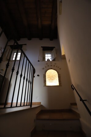 Staircase - Italiana Resort Magnolia (Syracuse)