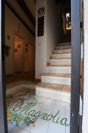 Interior entrance - Italiana Resort Magnolia (Syracuse)