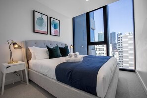 2 bedrooms, iron/ironing board, WiFi, bed sheets