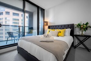 2 bedrooms, iron/ironing board, WiFi, bed sheets - 65elite Luxry Club@2br1bth Aptfreewififreetram (Carlton)
