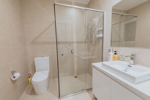 Bathroom - 116glen Manor 3 (Glen Waverley)