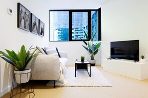 Living room - 24all Skylightct Edge-apt,5 Mins to Melbourne uni (Carlton)