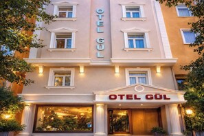 Front of property - Gul Hotel (Istanbul)