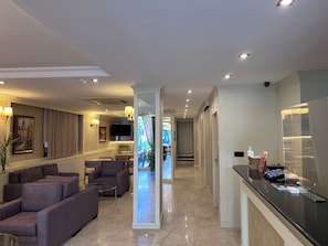 LCD TV - Gul Hotel (Istanbul)