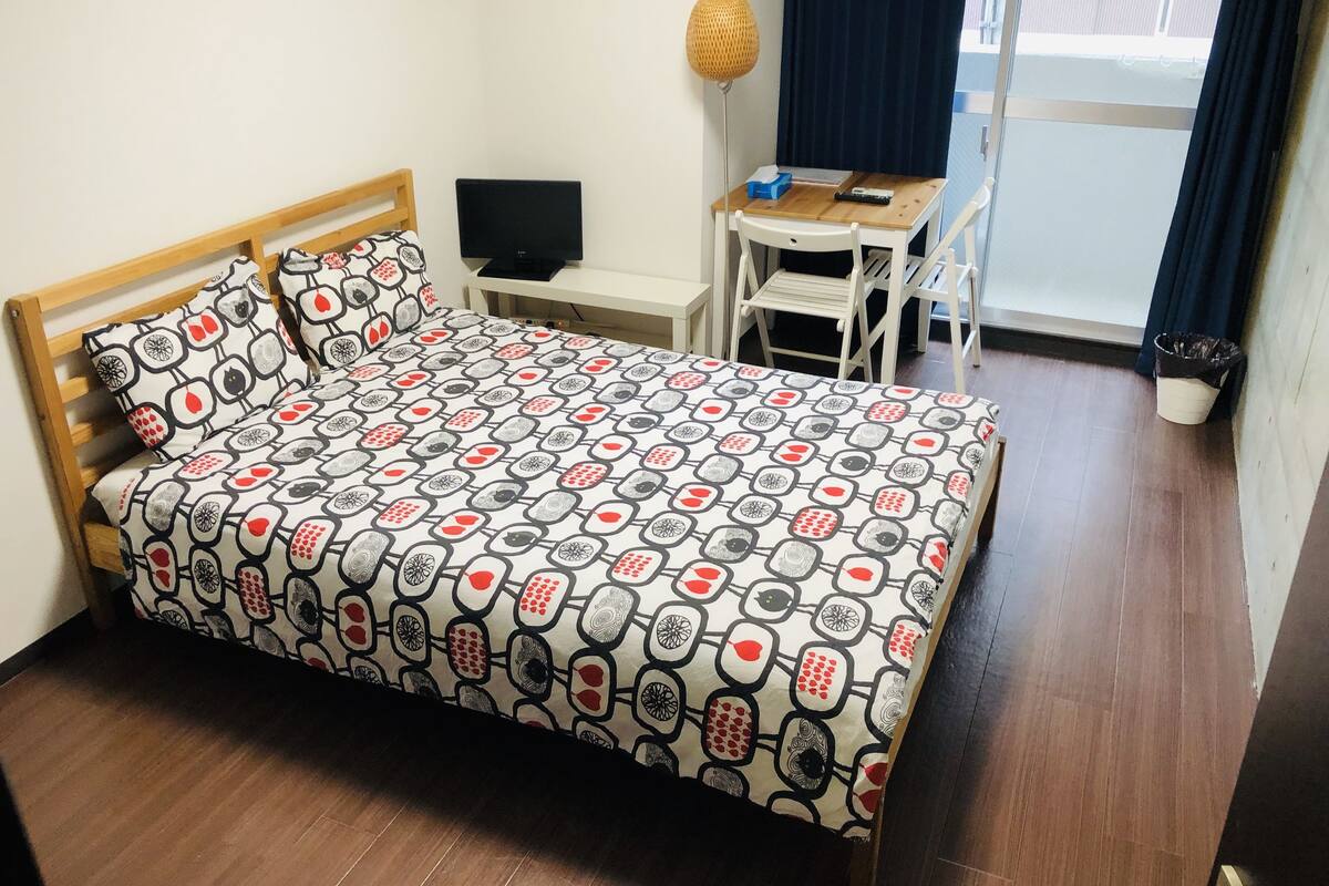 Room (204) | Free WiFi