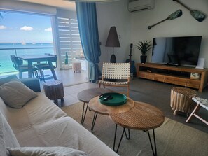 TV - Front Beach in Grand Case Saint Martin (Grand-Case)