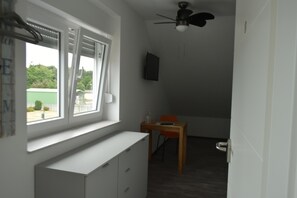 Single Room - ANJA'S motel - Adult Only (Bruchmühlbach-Miesau)