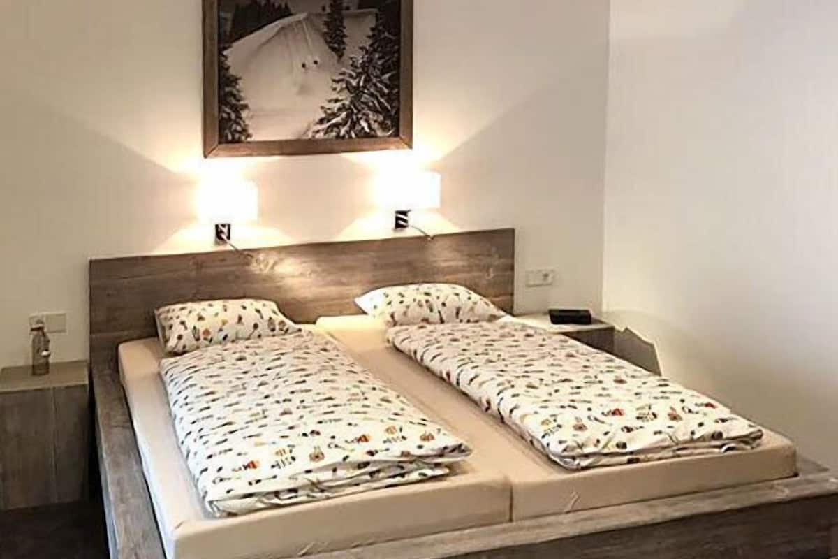 Apartment (Nr. 2 Unternberg) | 1 bedroom, free WiFi, bed sheets