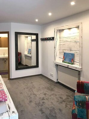 Departamento (Nr 5. Kienberg) | 1 habitación, wifi gratis y ropa de cama 