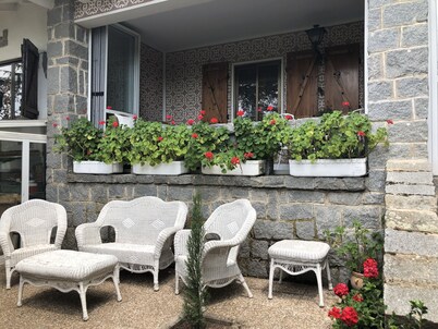 Preciosa Casa de campo Independiente con Jardin y piscina entre Segovia y Madrid