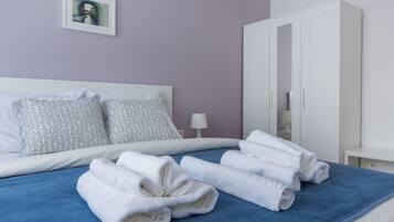 Herbergi með tvíbreiðu rúmi - sameiginlegt baðherbergi (2) | Rúmföt af bestu gerð, dúnsængur, rúm með Select Comfort dýnum