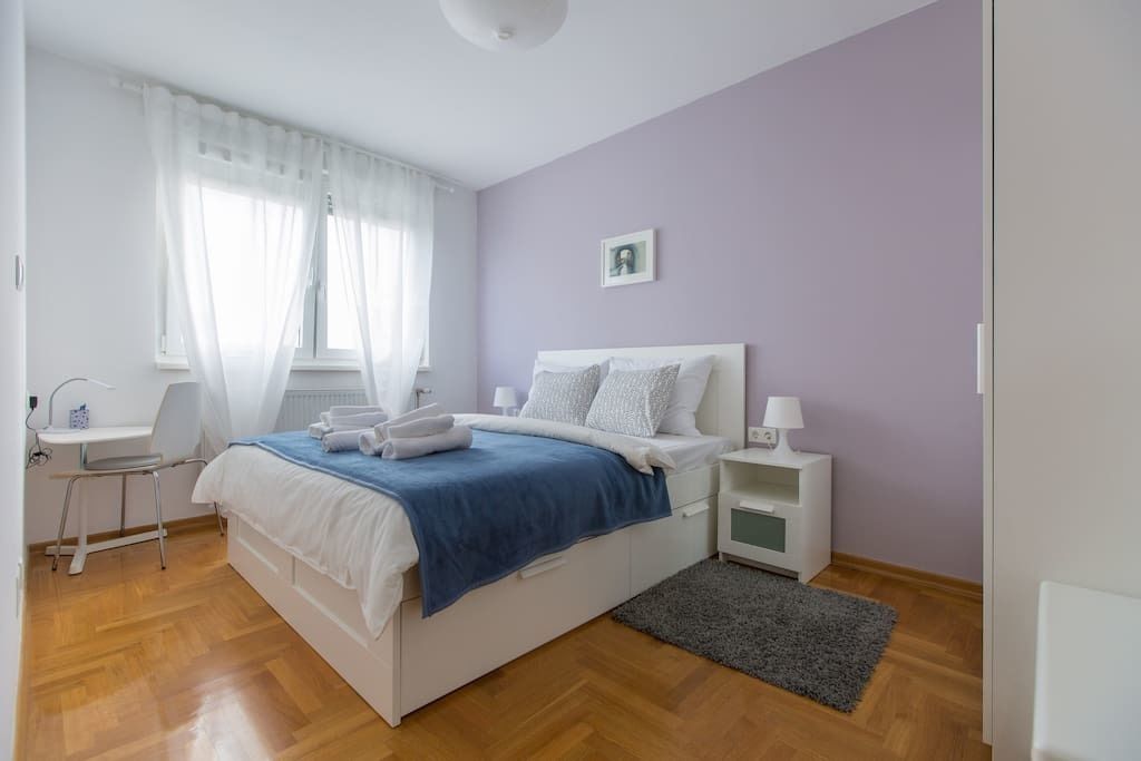 Habitación doble, baño compartido (2) | Ropa de cama de alta calidad y edredones de plumas