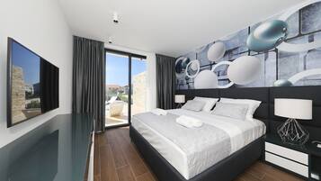 تناول الطعام داخل الغرفة