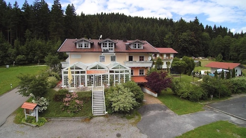 Landgasthof zum Hirschenstein