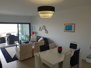 Interior - FABULOUS 2 BED LUXURY APARTMENT, GREAT VIEWS, MARINA VILLAGE, 120M2 (Lagos)