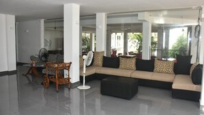 Unclassified image, 4 of 30, button - Polhena Sea View Rest (Matara)
