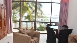 Unclassified image, 5 of 30, button - Polhena Sea View Rest (Matara)