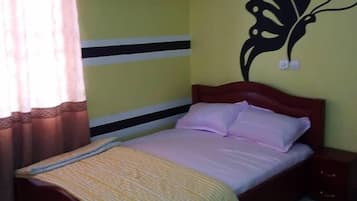Minibar, bed sheets