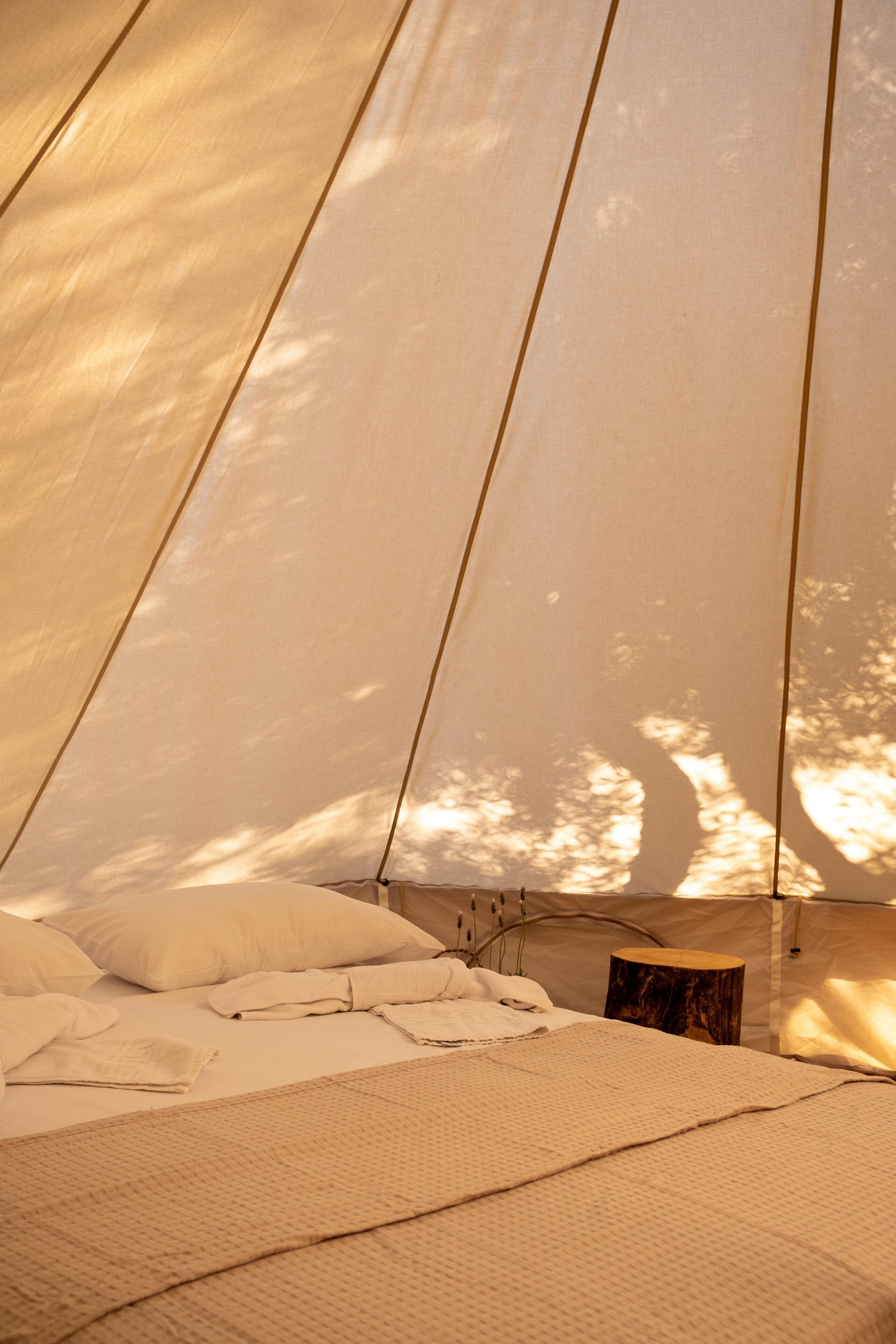 Glamping - Bell tent | Bed sheets