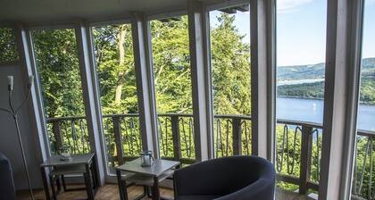 Holiday house "Waldhaus Anne" in Niedeggen - with a view of the Rursee