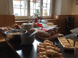 Petit déjeuner continental compris tous les jours