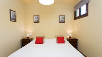 2 habitaciones, tabla de planchar con plancha, wifi y ropa de cama