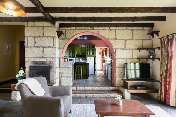 Interior - CASITA LAS UVAS SPECTACULAR RURAL FARMHOUSE WITH SEA VIEWS , SPA AND WIFI (Los Realejos)