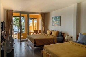 Quarto triplo luxo, vista para o mar | Roupas de cama de algodão egípcio, roupas de cama premium