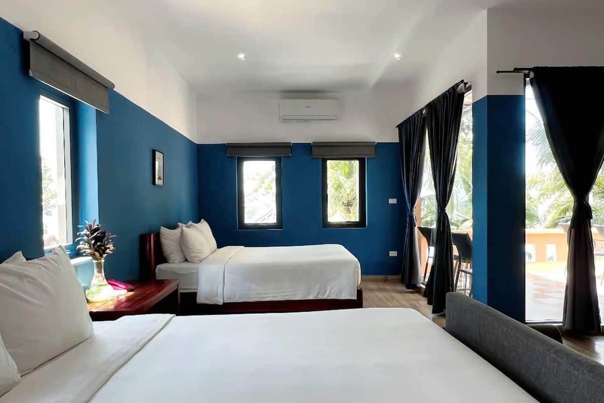 Family Suite Seaview Balcony - V6