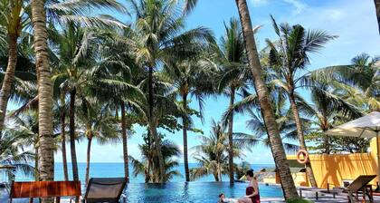Vida Loca Resort & Sunset Beach
